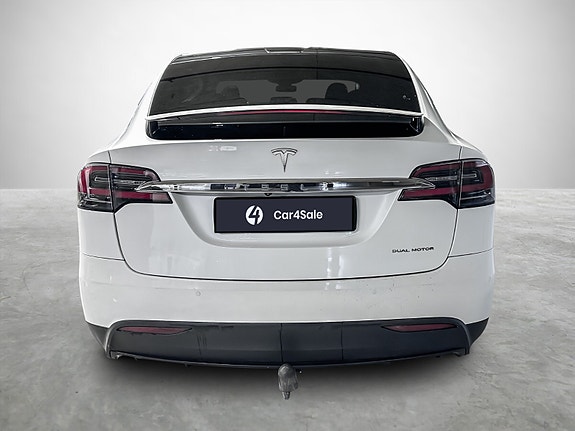 Tesla Model X 4 of 30