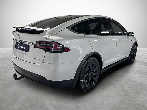 Tesla Model X 5 of 30