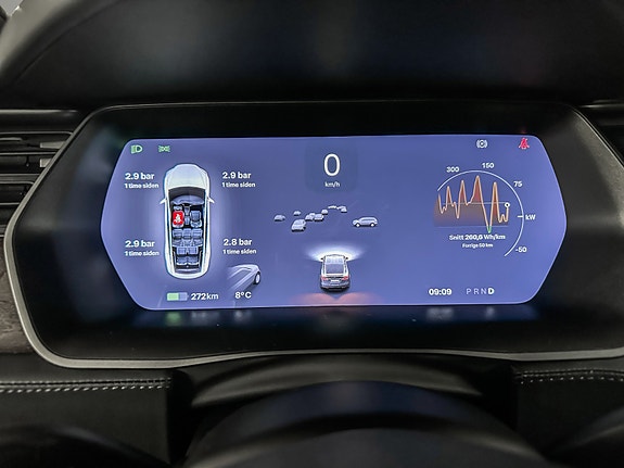 Tesla Model X 15 of 30