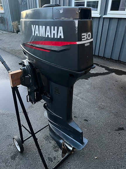 Yamaha 30hk Autolube 2 of 7