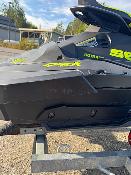 seadoo Spark Trixx 2up 14 of 16