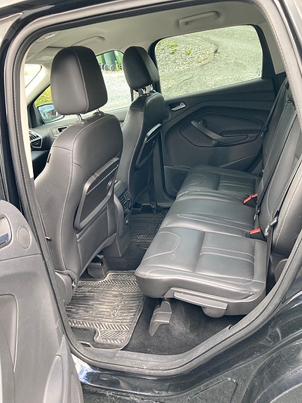 Ford Kuga 13 of 14