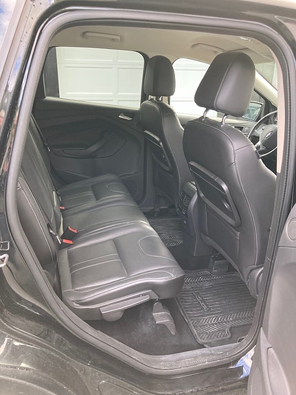 Ford Kuga 11 of 14