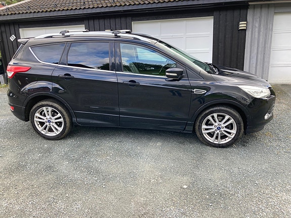 Ford Kuga 2 of 14