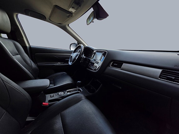 Mitsubishi Outlander 10 of 27