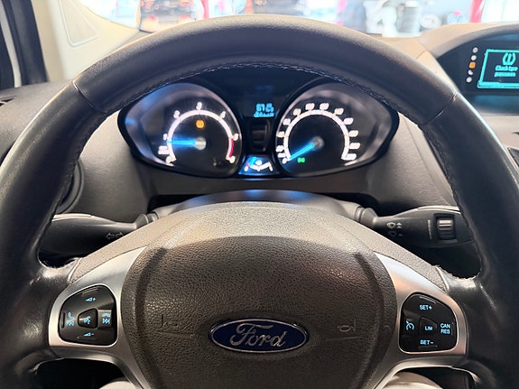 Ford Transit Courier 21 of 29