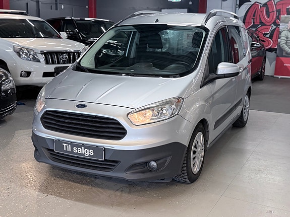Ford Transit Courier 15 of 29