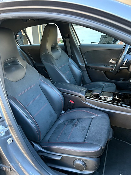 Mercedes-Benz A180 13 of 25