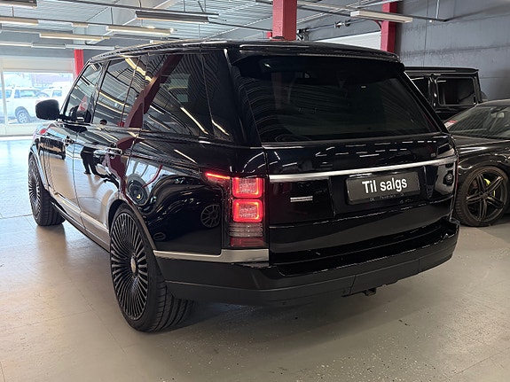 Land Rover Range Rover 14 of 30