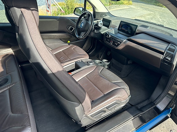 BMW i3 10 of 29