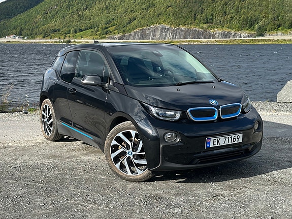 BMW i3 2 of 29