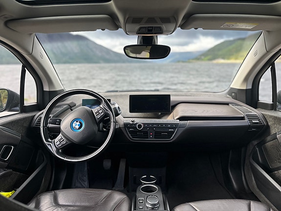 BMW i3 9 of 29