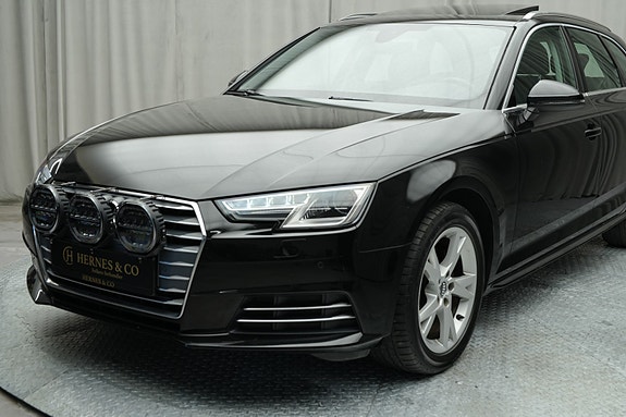 Audi A4 2 of 30