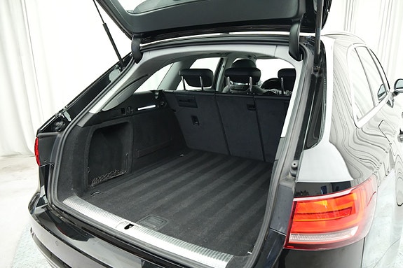 Audi A4 16 of 30