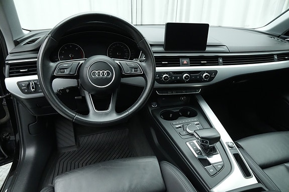Audi A4 24 of 30
