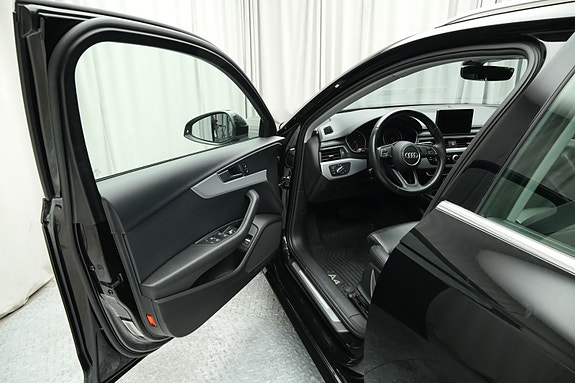 Audi A4 19 of 30