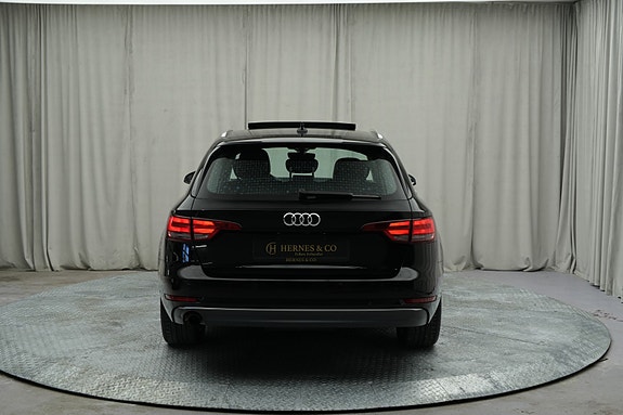 Audi A4 10 of 30