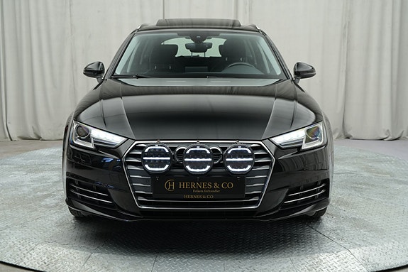 Audi A4 3 of 30