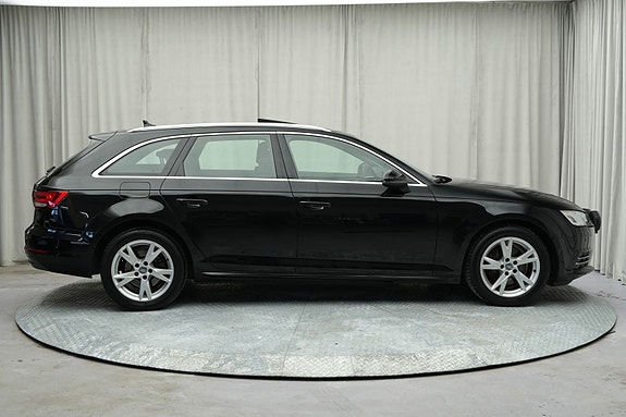 Audi A4 12 of 30