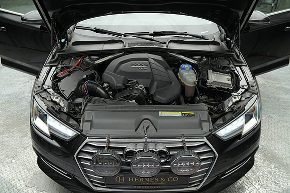Audi A4 6 of 30