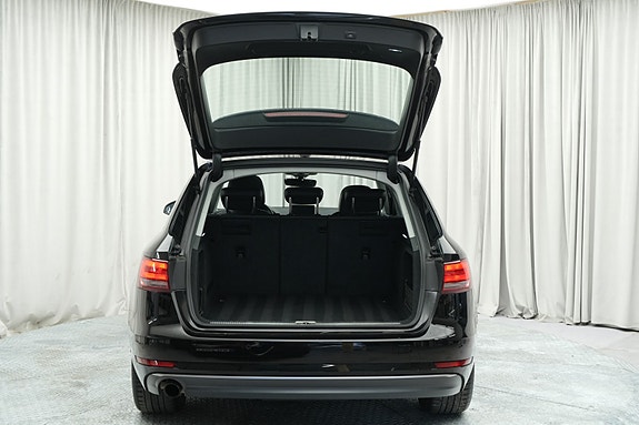 Audi A4 15 of 30