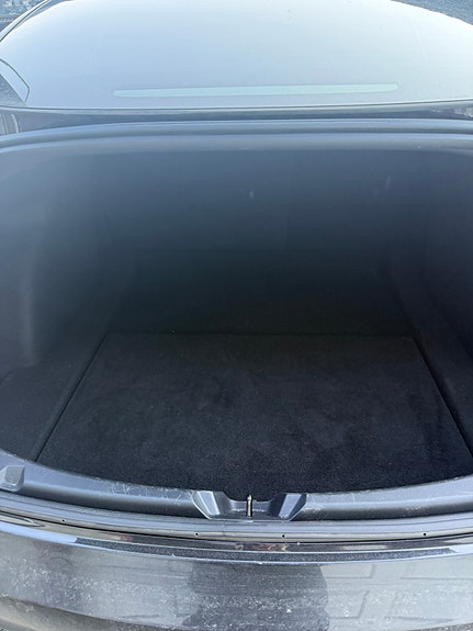 Tesla Model 3 11 of 16