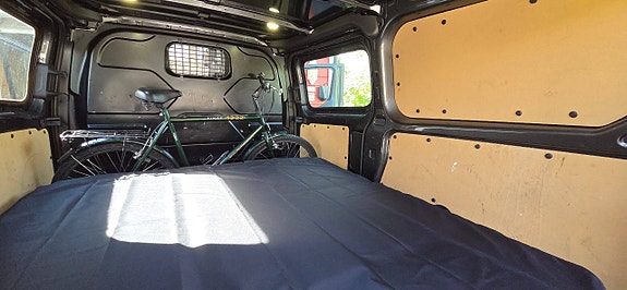 Ford Transit Custom 270s Campervan 20 of 30