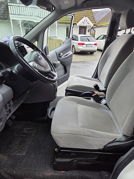 Nissan e-NV200 9 of 19