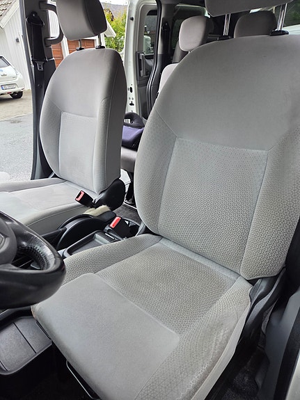 Nissan e-NV200 8 of 19