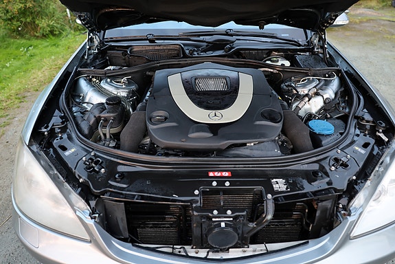 Mercedes-Benz S500 20 of 20