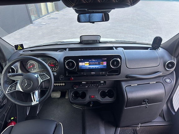 Mercedes-Benz Mercedes-Benz Sprinter 519CDI-LUXURY VIP 19+1+1 seter 22 of 30