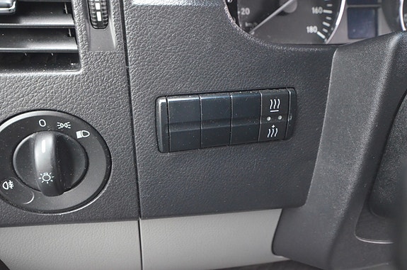 Mercedes-Benz Sprinter 27 of 27