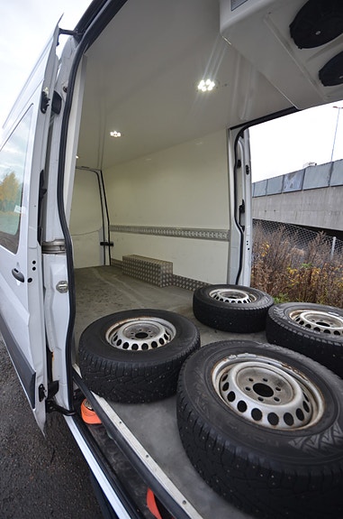 Mercedes-Benz Sprinter 10 of 27