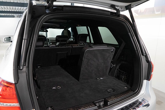 Mercedes-Benz GLS350 d 14 of 15