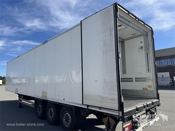 Schmitz Cargobull Reefer Multitemp 7 of 13