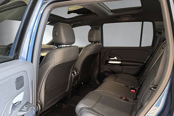 Mercedes-Benz EQB350 12 of 30