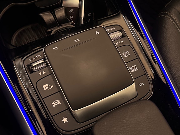 Mercedes-Benz EQB350 22 of 30