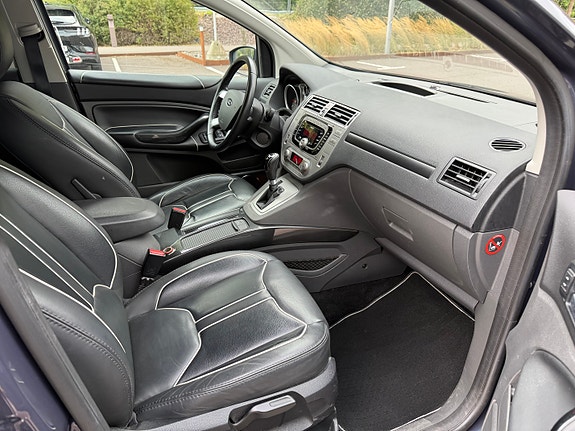 Ford Kuga 6 of 30
