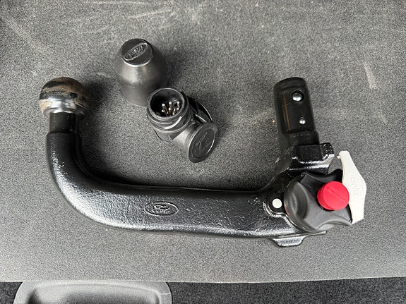 Ford Kuga 19 of 30