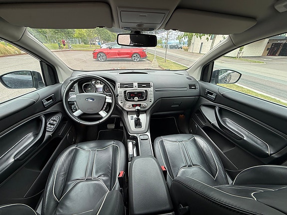 Ford Kuga 16 of 30