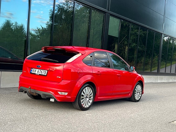 Ford Focus 5 of 13