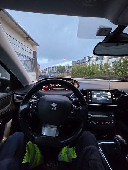 Peugeot 308 SW 5 of 10