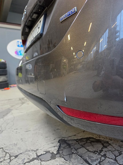 Peugeot 308 SW 8 of 10