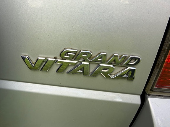 Suzuki Grand Vitara 11 of 19