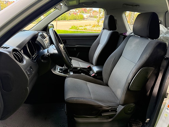 Suzuki Grand Vitara 17 of 19