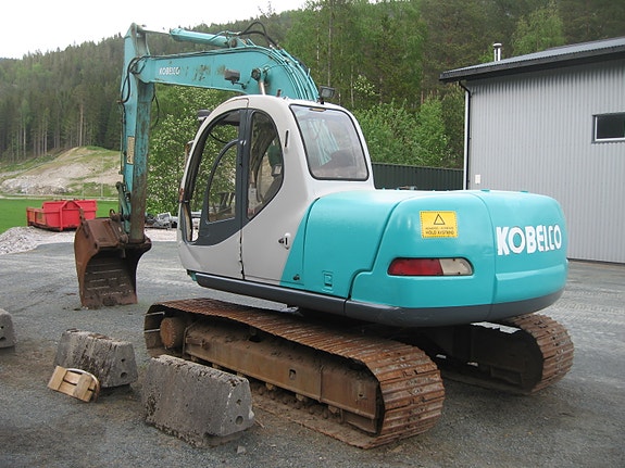 Hitachi EX120 13 of 16