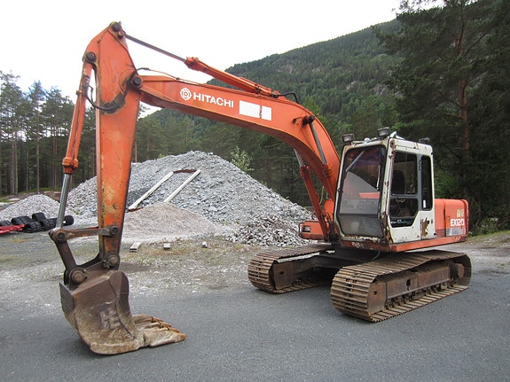 Hitachi EX120 8 of 16