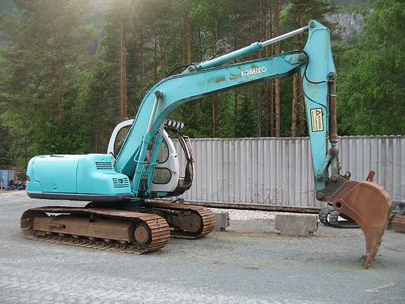 Hitachi EX120 16 of 16