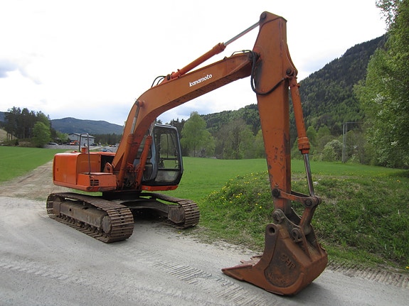 Hitachi EX120 6 of 16