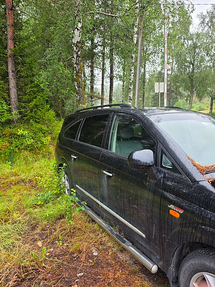 SsangYong Rodius 5 of 8